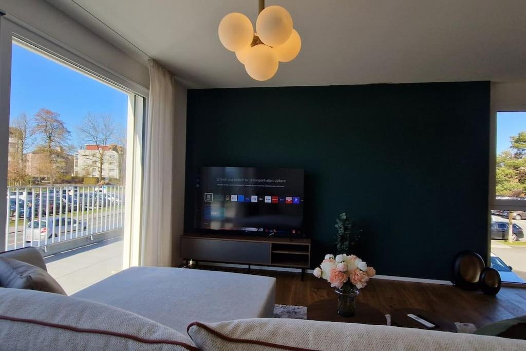 Visionary Hospitality Rothenburg, Lucerne - Premium Apartments With Free Parking, Washer, Kitchen, Terrace, 15' City Luaran gambar