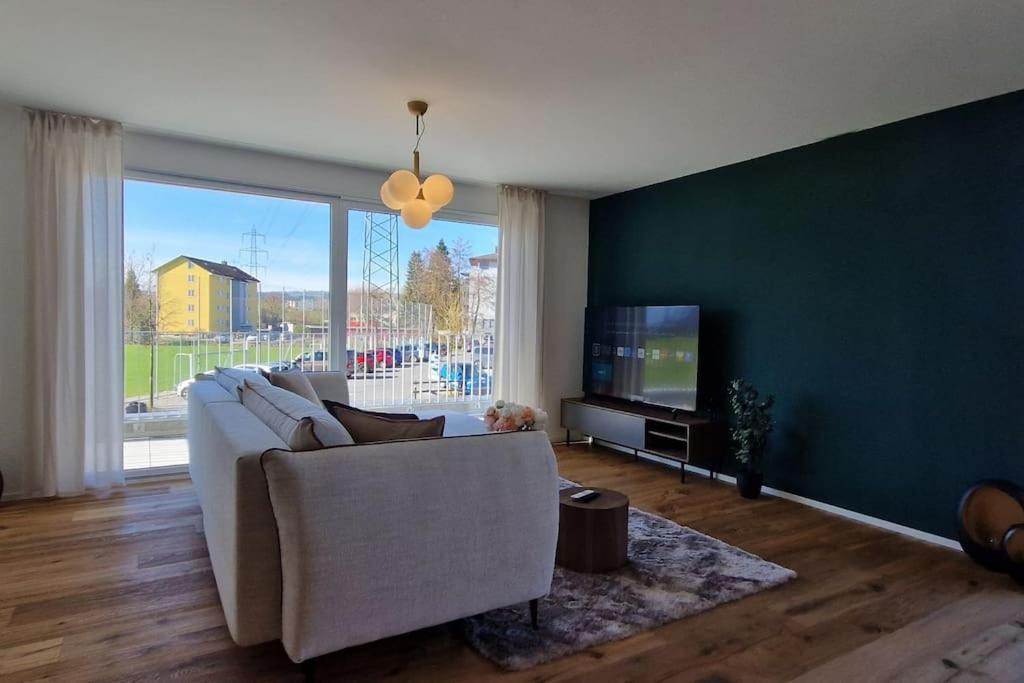 Visionary Hospitality Rothenburg, Lucerne - Premium Apartments With Free Parking, Washer, Kitchen, Terrace, 15' City Luaran gambar