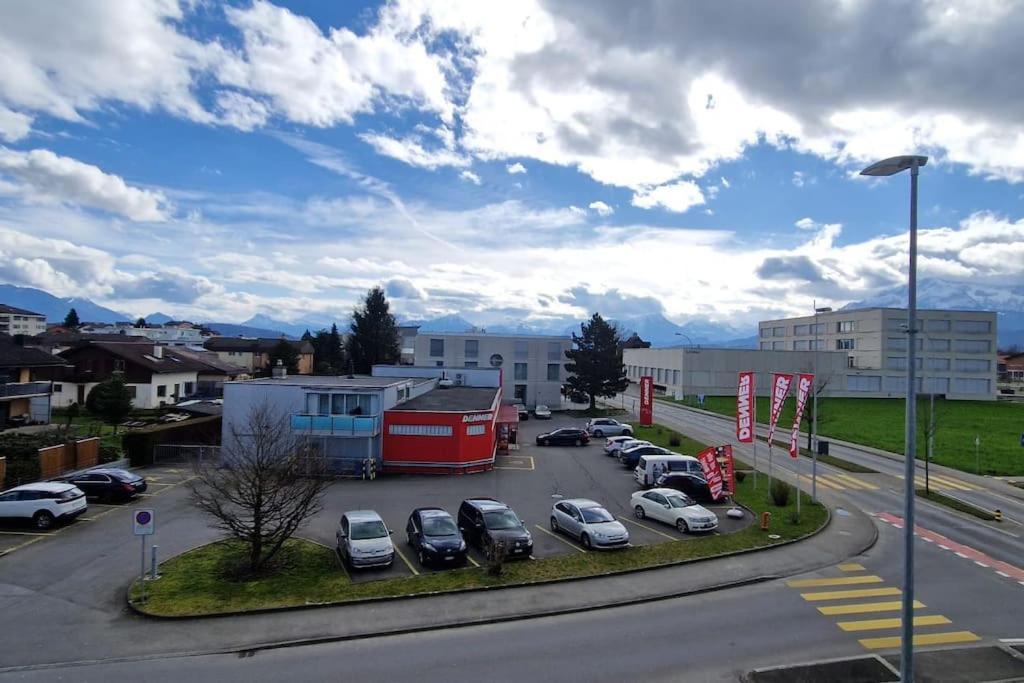 Visionary Hospitality Rothenburg, Lucerne - Premium Apartments With Free Parking, Washer, Kitchen, Terrace, 15' City Luaran gambar